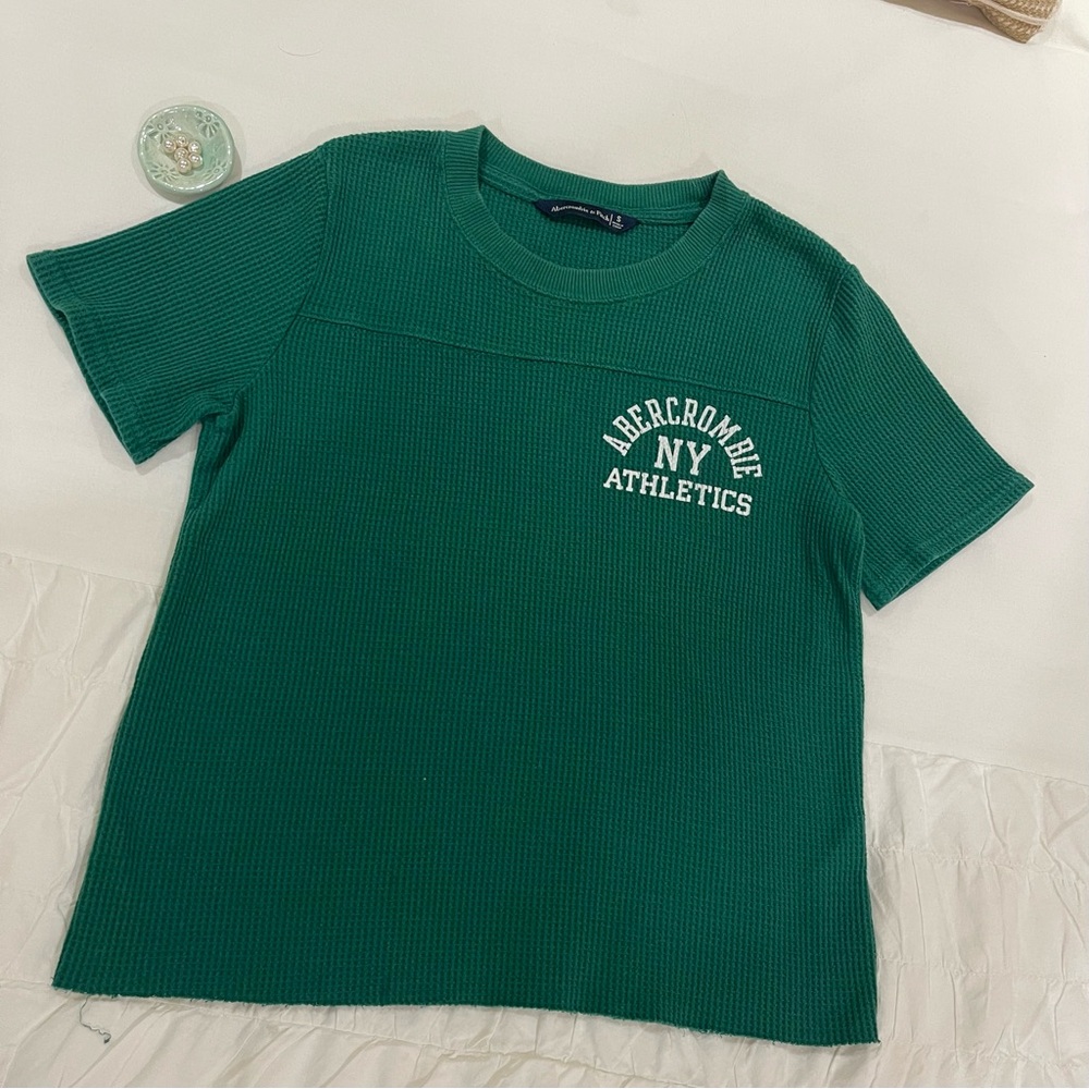 EUC Abercrombie and fitch size S